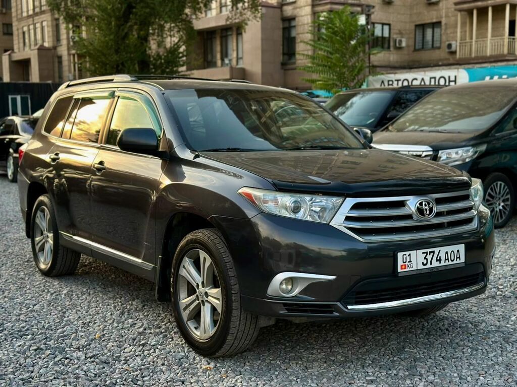 Toyota Highlander: 2012 г., 2.7 л, Автомат, Бензин, Кроссовер: фото 1