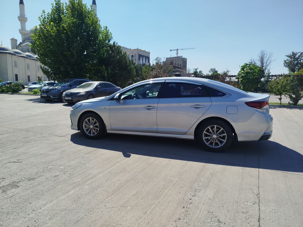 Hyundai Sonata: 2019 г., 2 л, Автомат, Бензин, Седан: фото 3