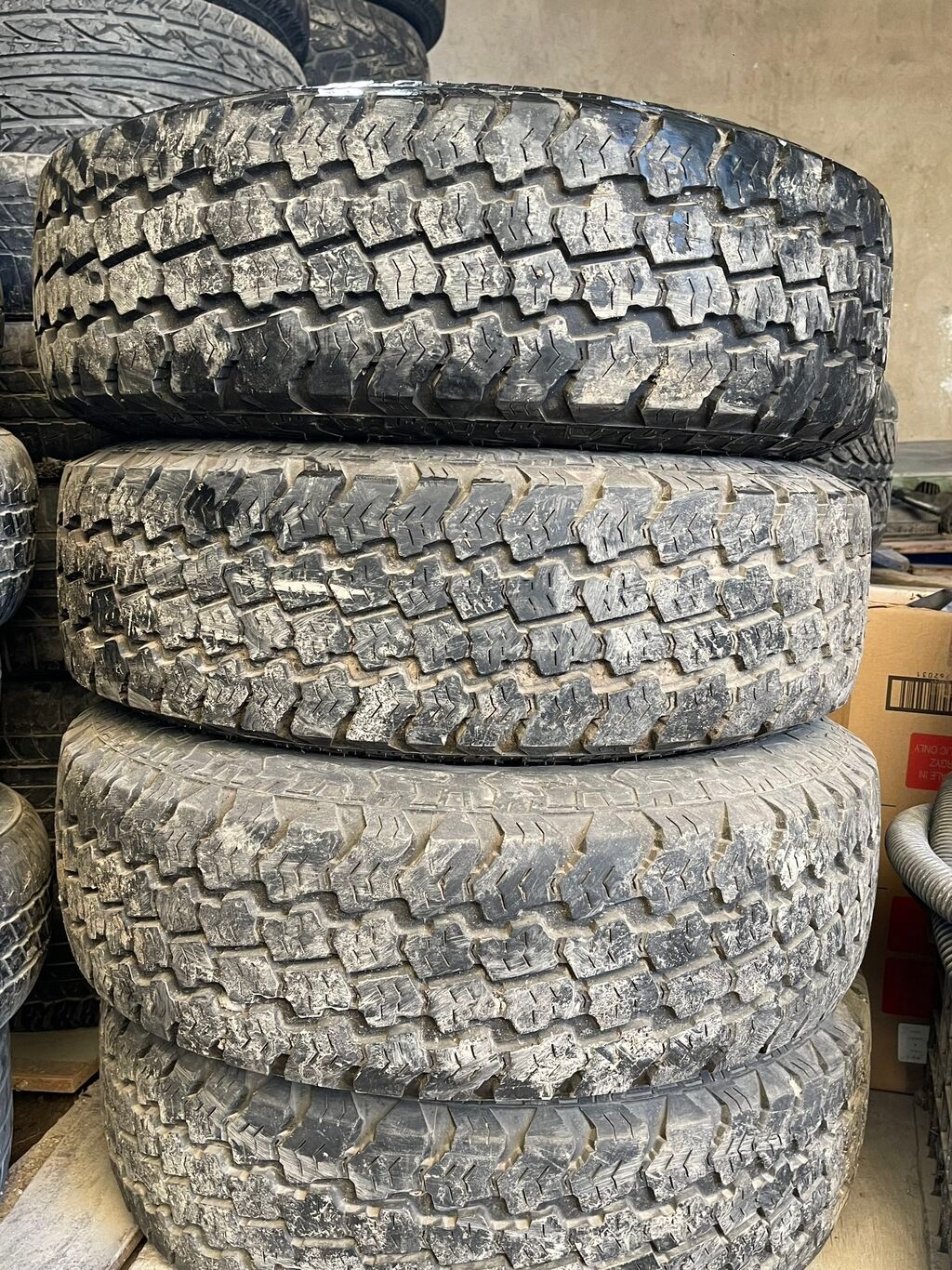 Колеса в сборе 245 / 75 / R 17, Лето, Б/у, Комплект, Легкий коммерческий транспорт (C/LT), Литые, отверстий - 5: фото 2