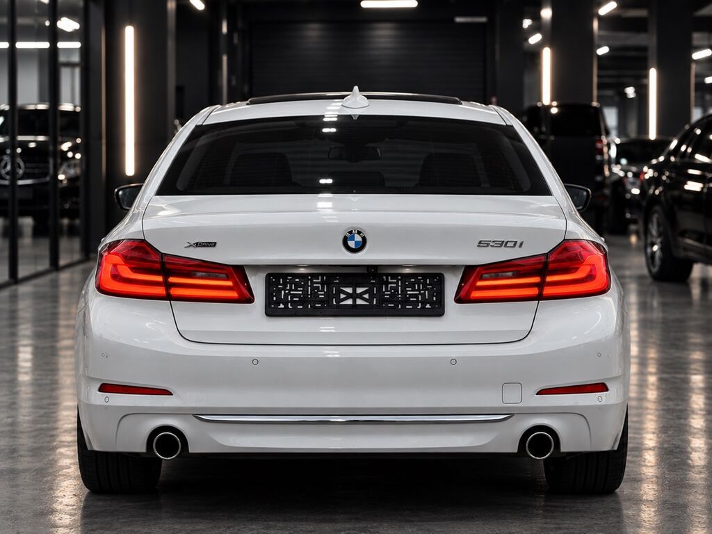 BMW 530: 2019 г., 2 л, Автомат, Бензин, Седан: фото 2