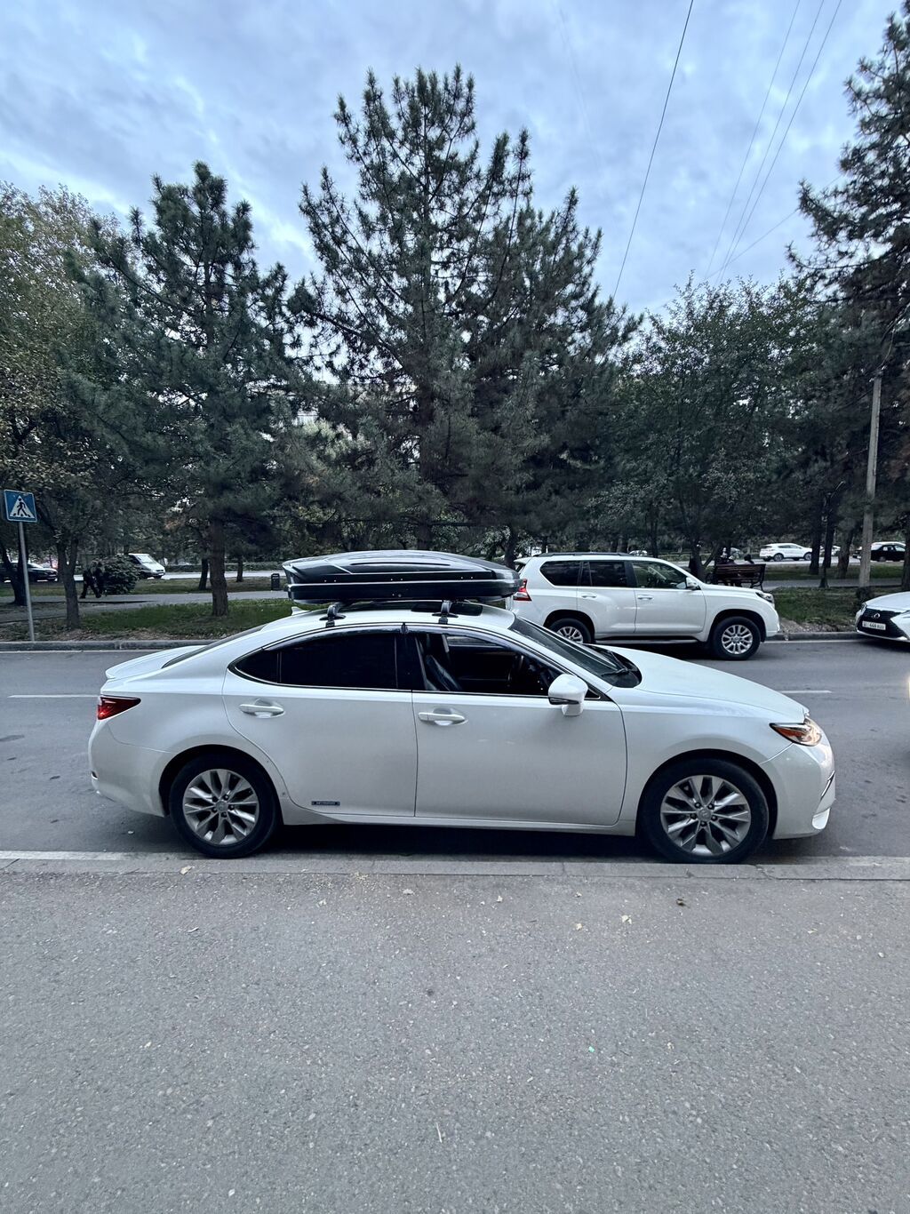 Lexus ES: 2014 г., 2.5 л, Автомат, Гибрид, Седан: фото 5
