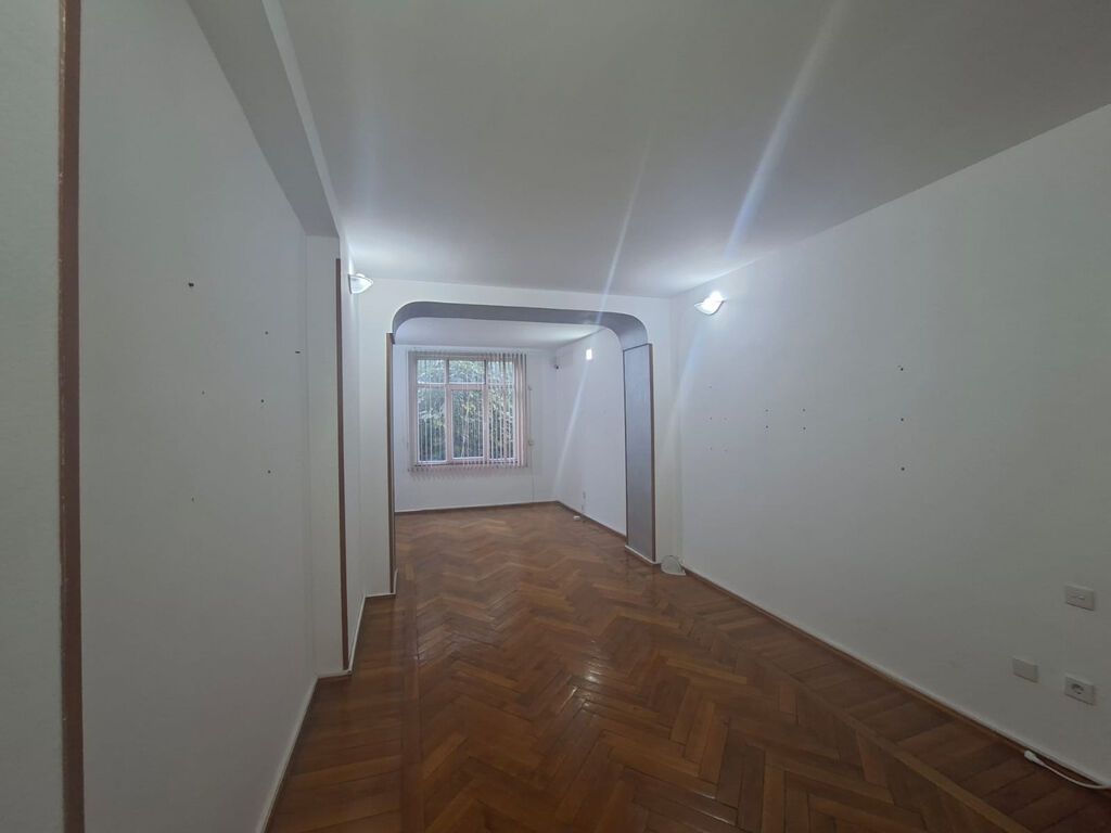 Bakı, 3 otaqlı, Köhnə tikili, 103 kv. m