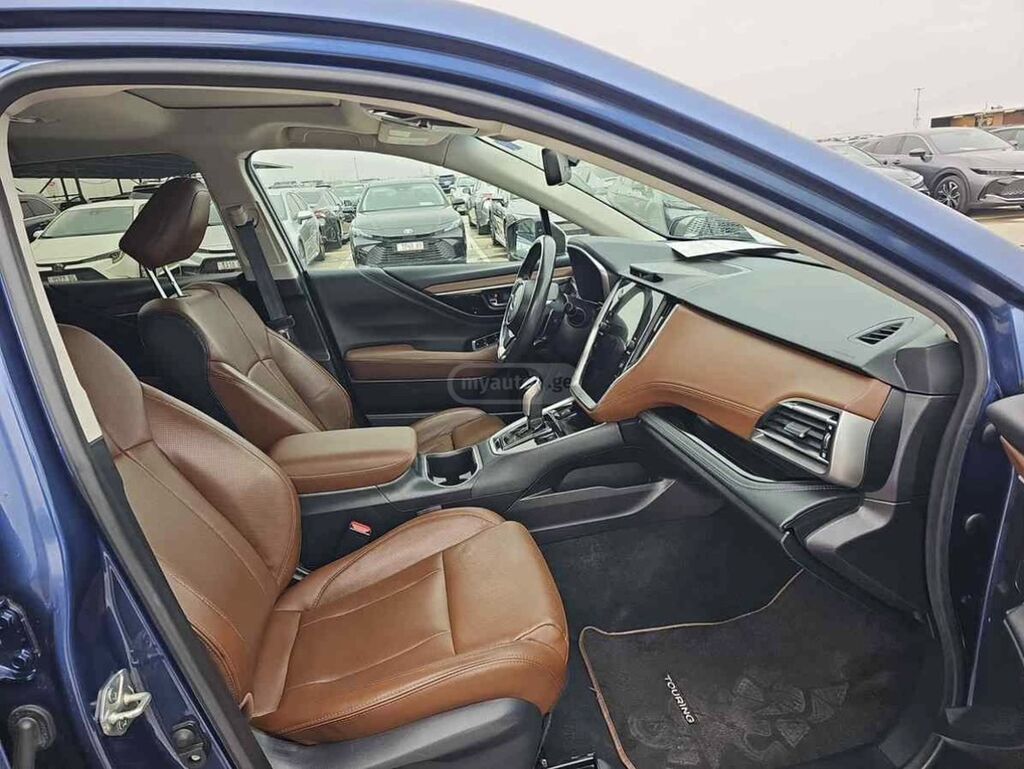 Subaru Outback: 2021 г., 2.5 л, Вариатор, Бензин, Универсал: фото 8