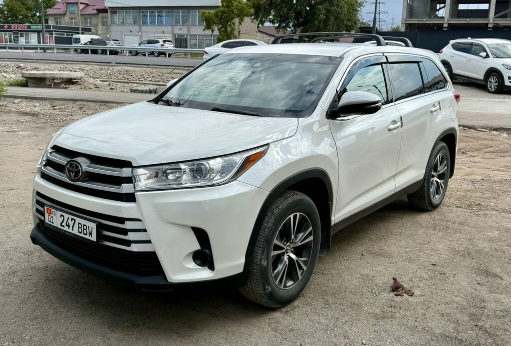 Toyota Highlander: 2019 г., 3.5 л, Автомат, Кроссовер: фото 3
