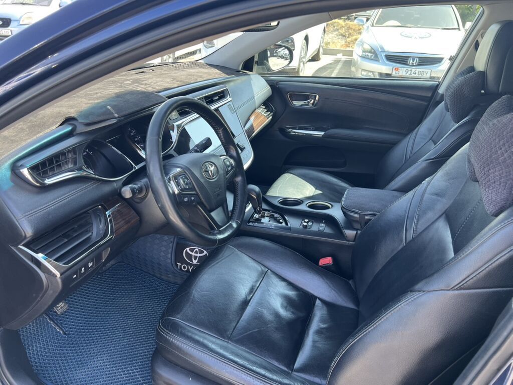 Toyota Avalon: 2013 г., 2.5 л, Вариатор, Гибрид, Седан: фото 6