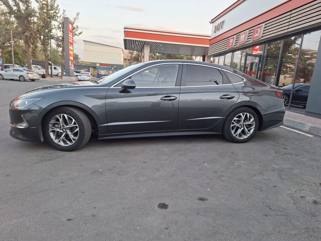 Hyundai Sonata: 2021 г., 2 л, Автомат, Газ, Седан: фото 5