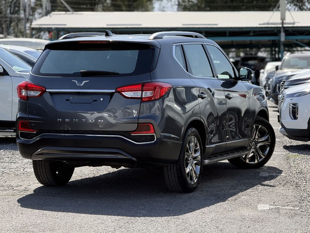 Ssangyong Rexton: 2020 г., Дизель, Внедорожник: фото 3