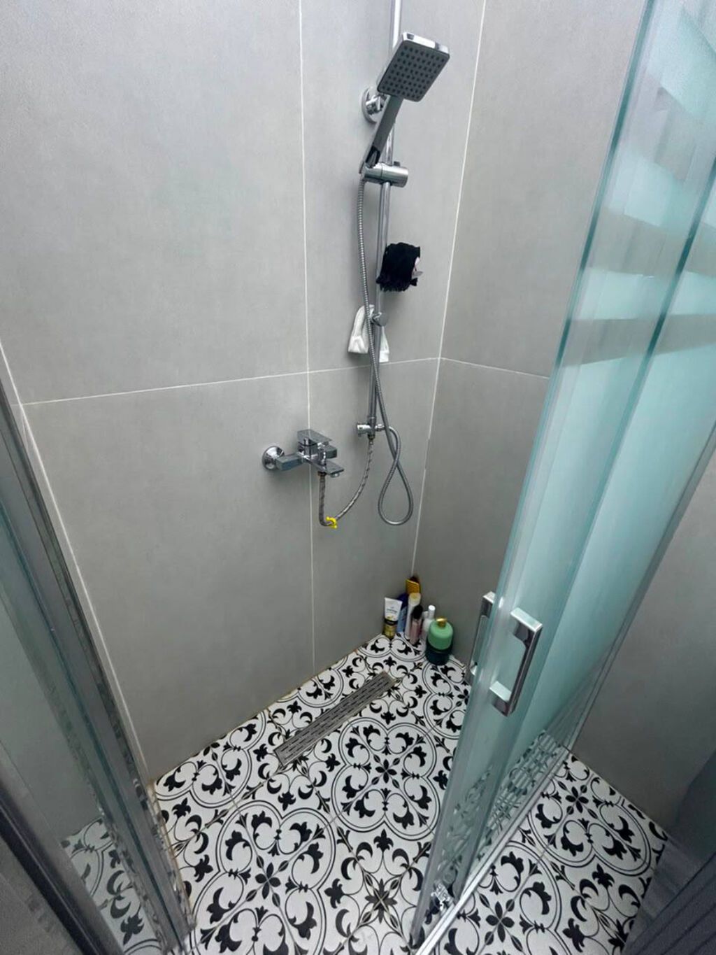 İcarəyə verilir 2 otaqlı yeni tikili 55 m², Buzovna q. "Delmar