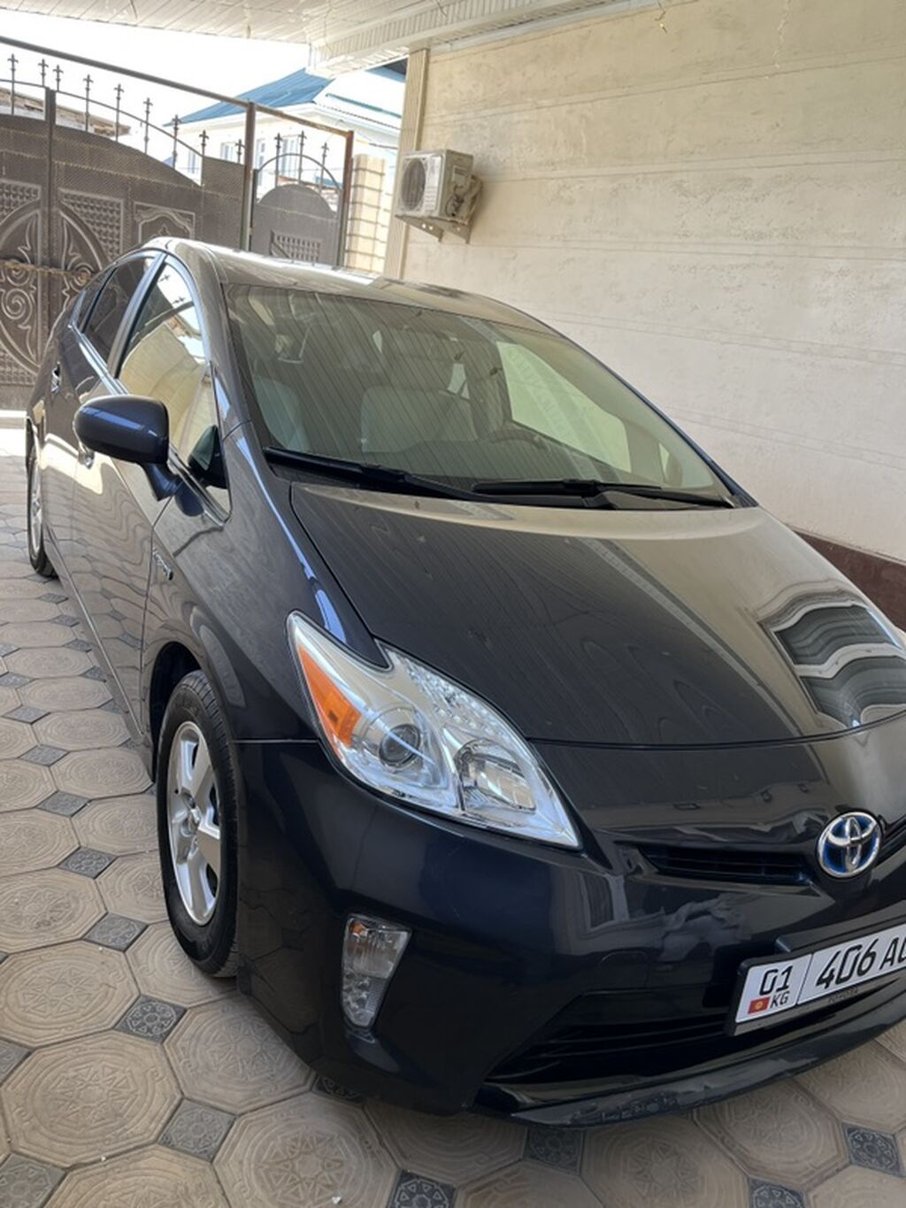 Toyota Prius: 2013 г., Вариатор, Гибрид, Хэтчбэк: фото 5