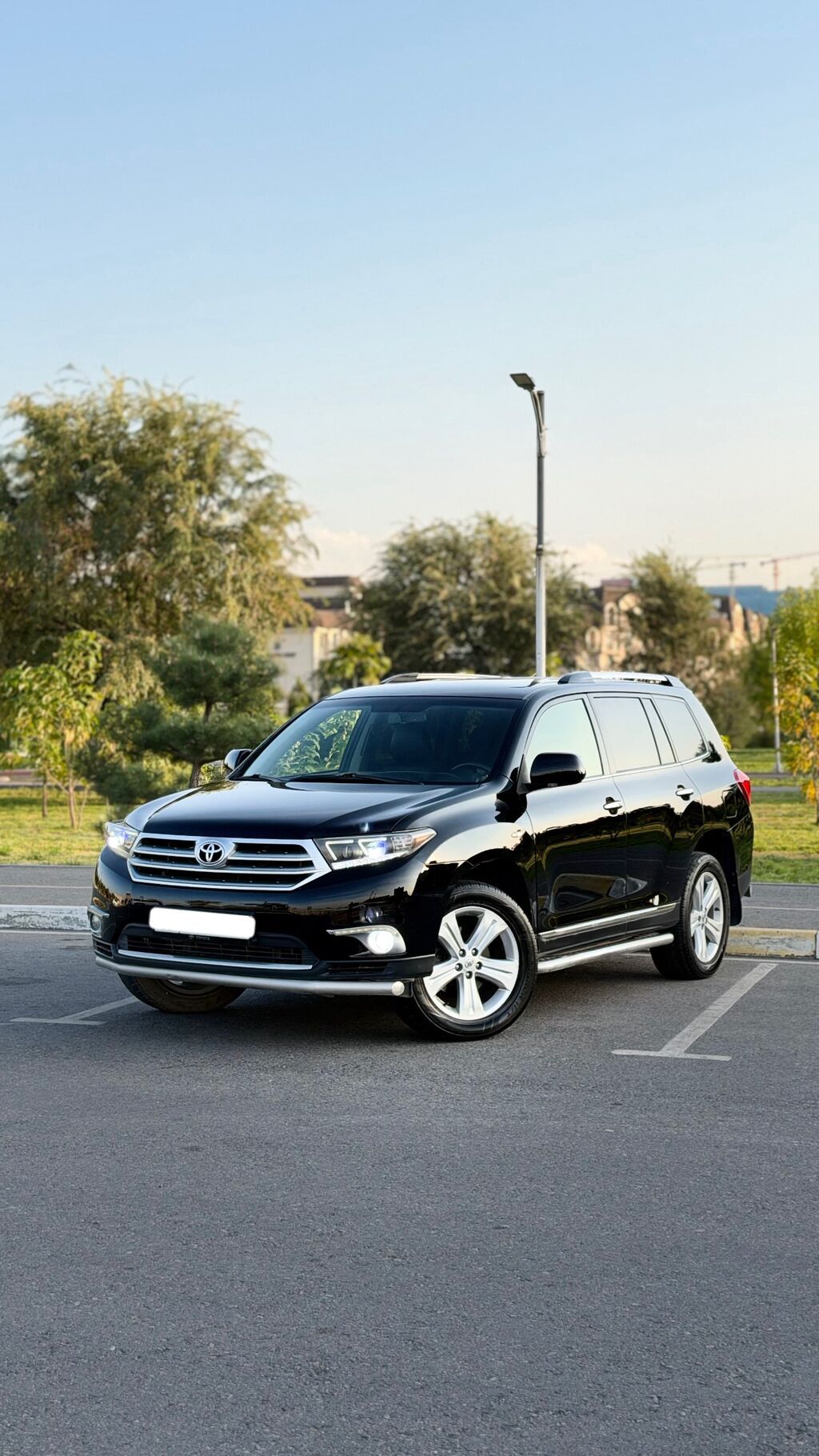 Toyota Highlander: 2013 г., 3.5 л, Автомат, Газ, Внедорожник: фото 2