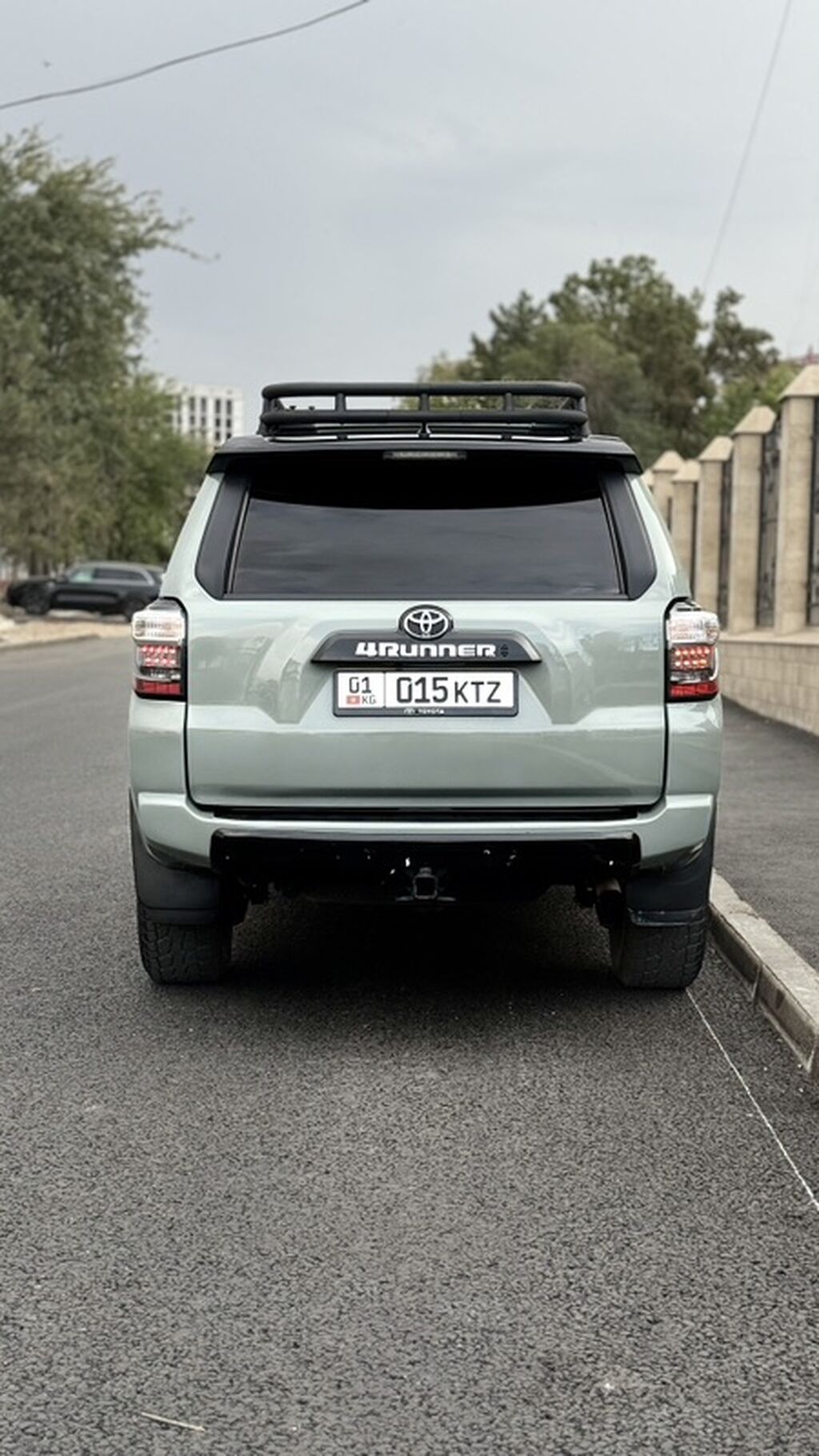 Toyota 4Runner: 2023 г., 4 л, Автомат, Бензин, Внедорожник: фото 6