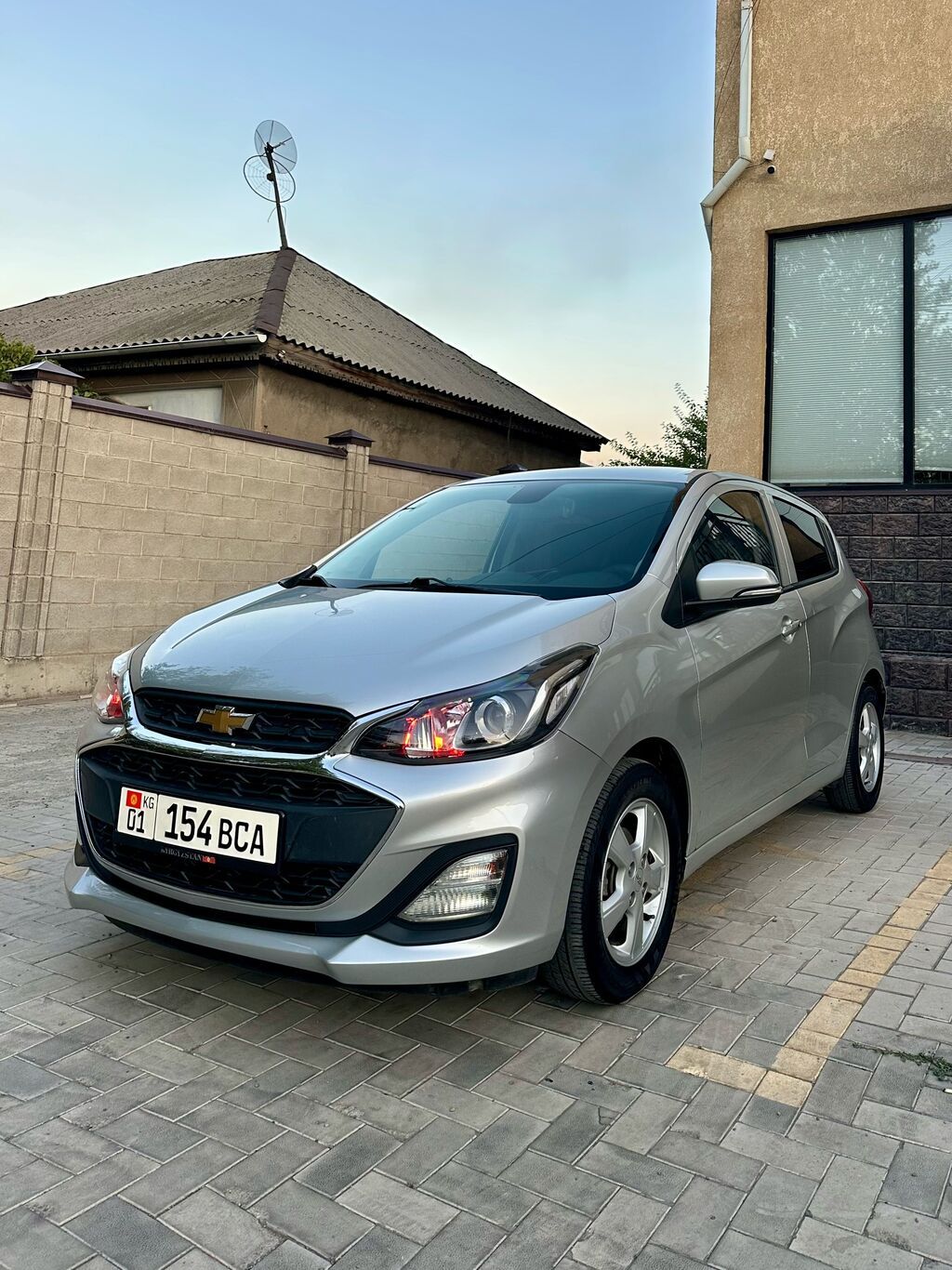 Chevrolet Spark: 2019 г., 1 л, Автомат, Бензин, Хэтчбэк: фото 3