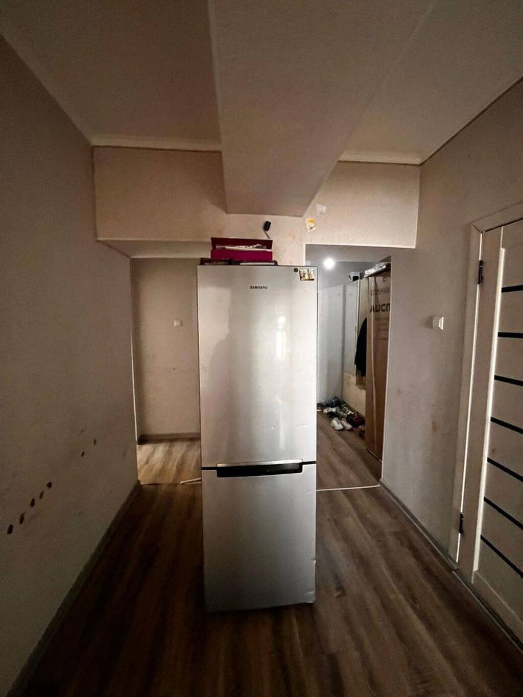 3 комнаты, 64 м², ТЦ Весна Индивидуалка, 6 этаж, Косметический ремонт: фото 3
