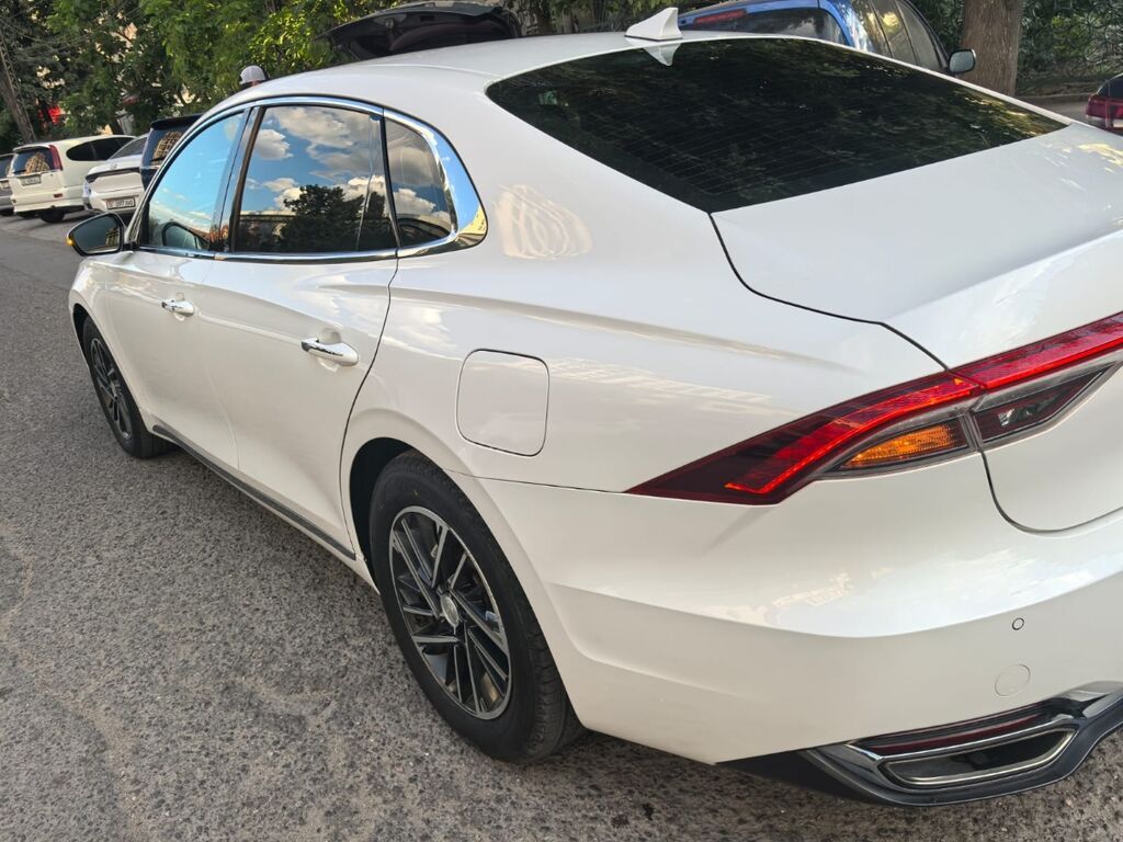 Hyundai Grandeur: 2022 г., Автомат, Газ, Седан: фото 4