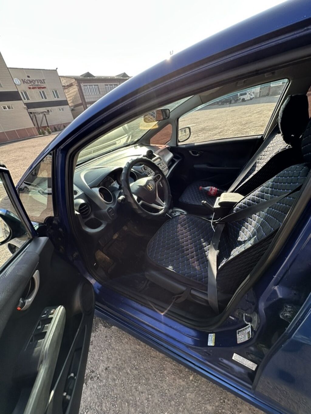 Honda Fit: 2008 г., 1.5 л, Автомат, Бензин, Хэтчбэк: фото 4