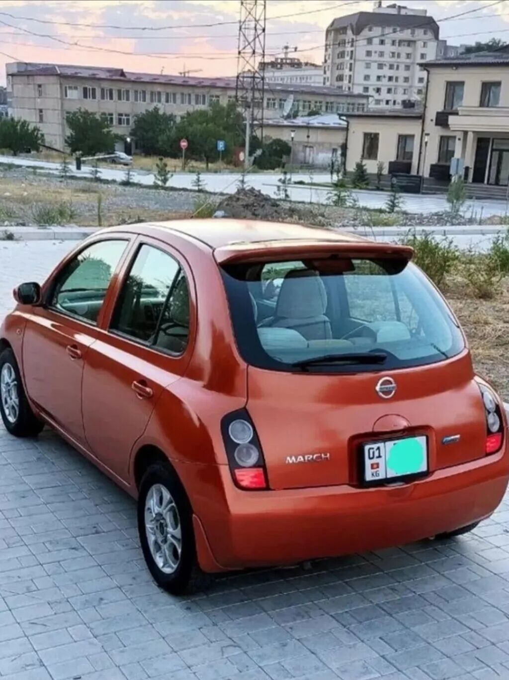 Nissan March: 2003 г., 1.4 л, Автомат, Бензин, Хэтчбэк — фото 4