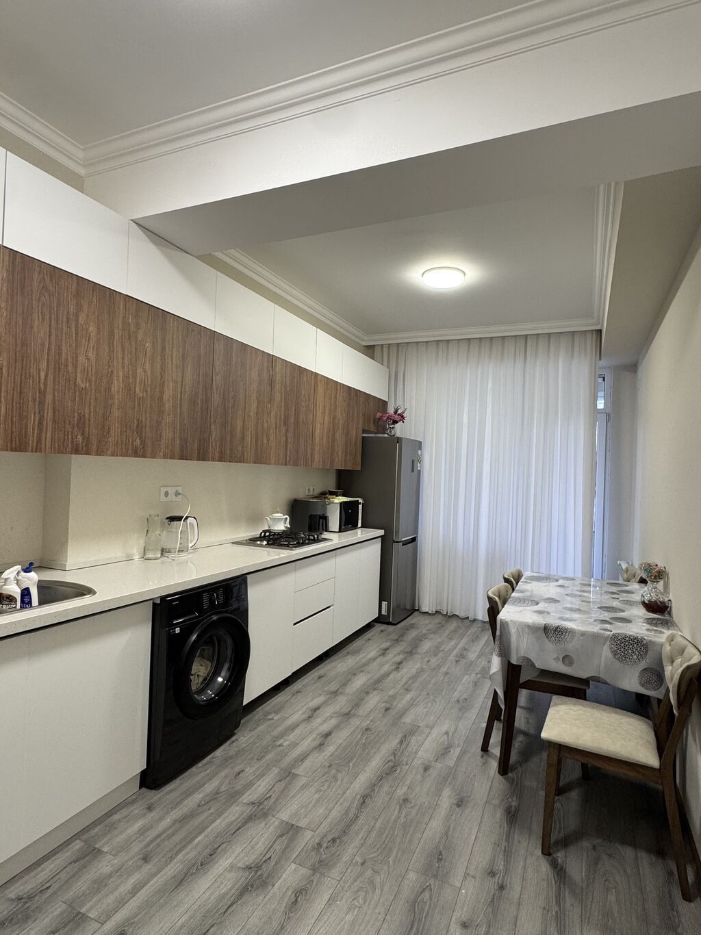 Yasamal, 3 otaqlı, Yeni tikili, m. 20 Yanvar, 96 kv. m
