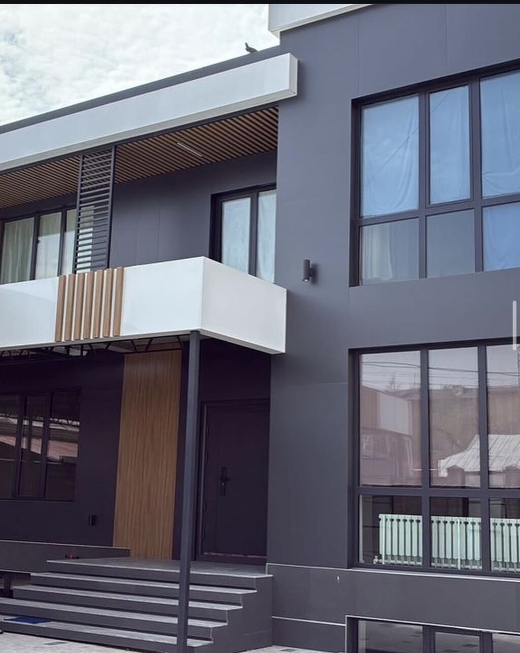 6 комнат и более, 290 м², 4 соток, Бишкек, 3 мкр Агентство недвижимости: фото 2