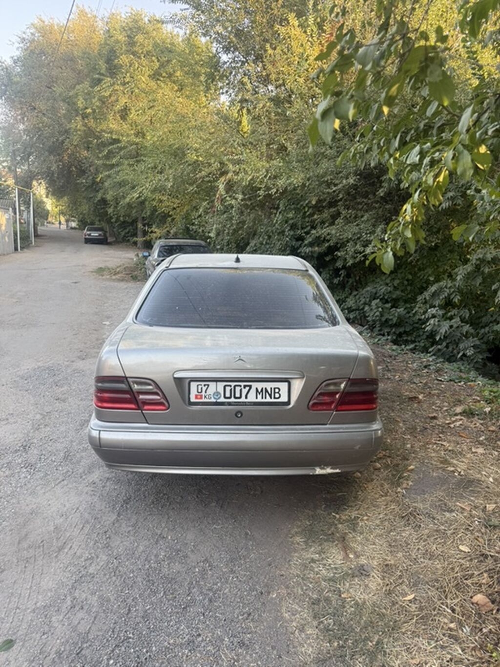 Mercedes-Benz E-Class: 2001 г., 2.2 л, Автомат, Дизель, Седан: фото 2