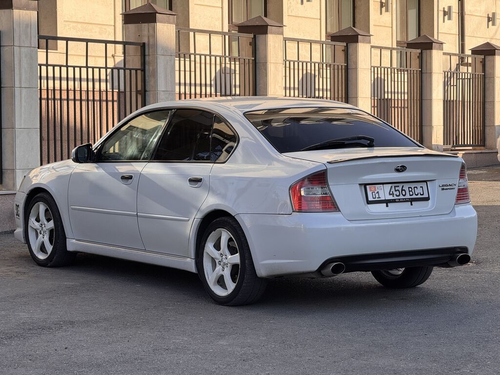 Subaru Legacy: 2003 г., 3 л, Бензин, Седан: фото 3