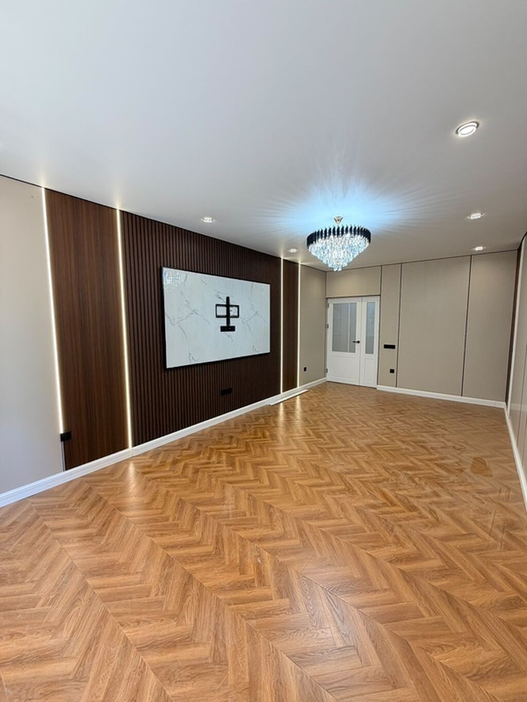 2 комнаты, 75 м², Церковь Элитка, 1 этаж, Дизайнерский ремонт: фото 2