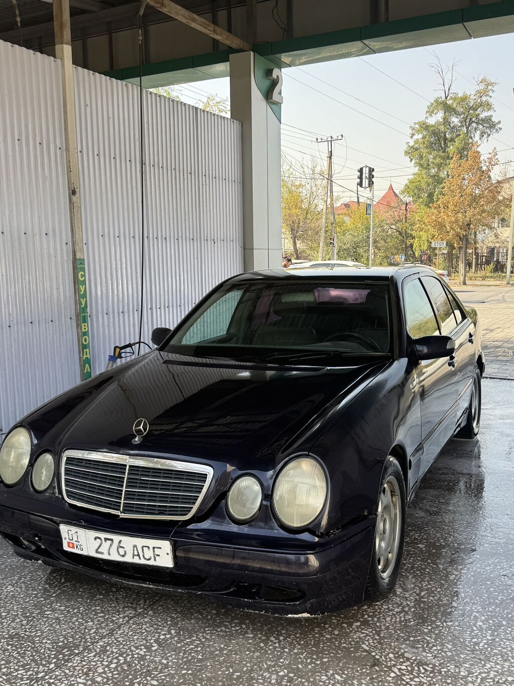 Mercedes-Benz E-Class: 2001 г., 0.2 л, Механика, Бензин: фото 1