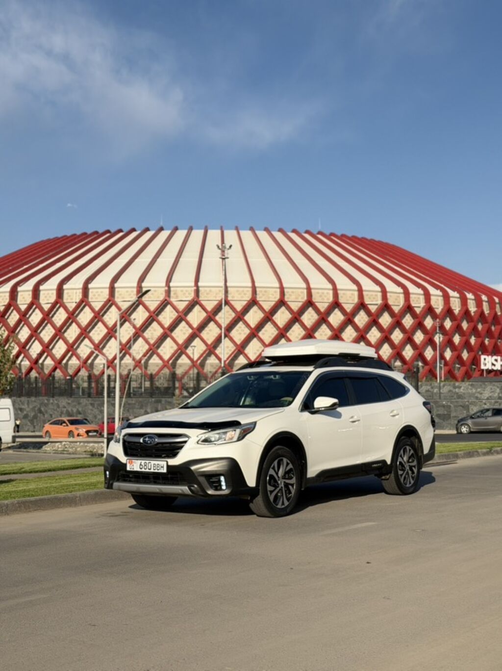 Subaru Outback: 2019 г., 2.4 л, Автомат, Бензин, Универсал: фото 2