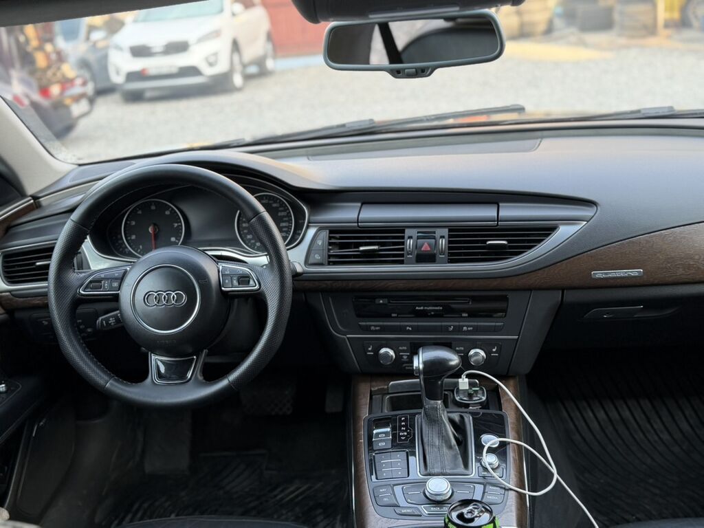 Audi A7: 2012 г., 3 л, Автомат, Бензин, Лифтбек: фото 8