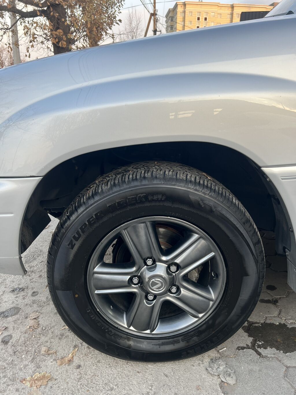 Lexus LX: 2006 г., 4.7 л, Автомат, Газ, Внедорожник: фото 4