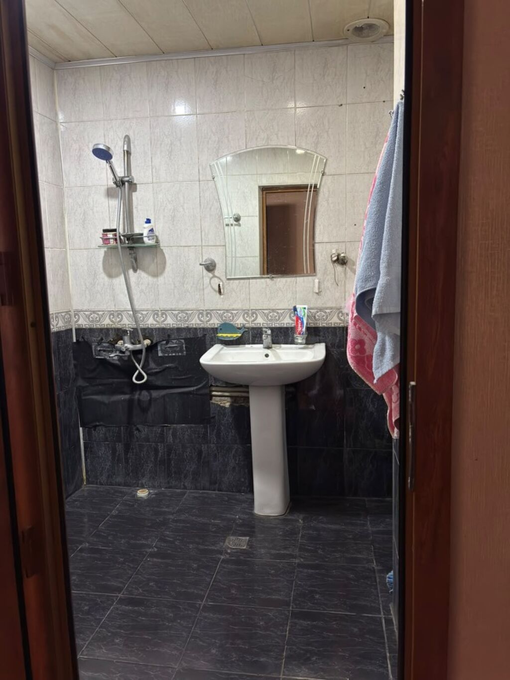 Bakı, Suraxanı, 4 otaqlı, Köhnə tikili, 90 kv. m