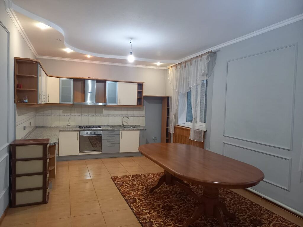 200 м², 6 комнат, ул. Горького / Панфилова, Семейным: фото 4