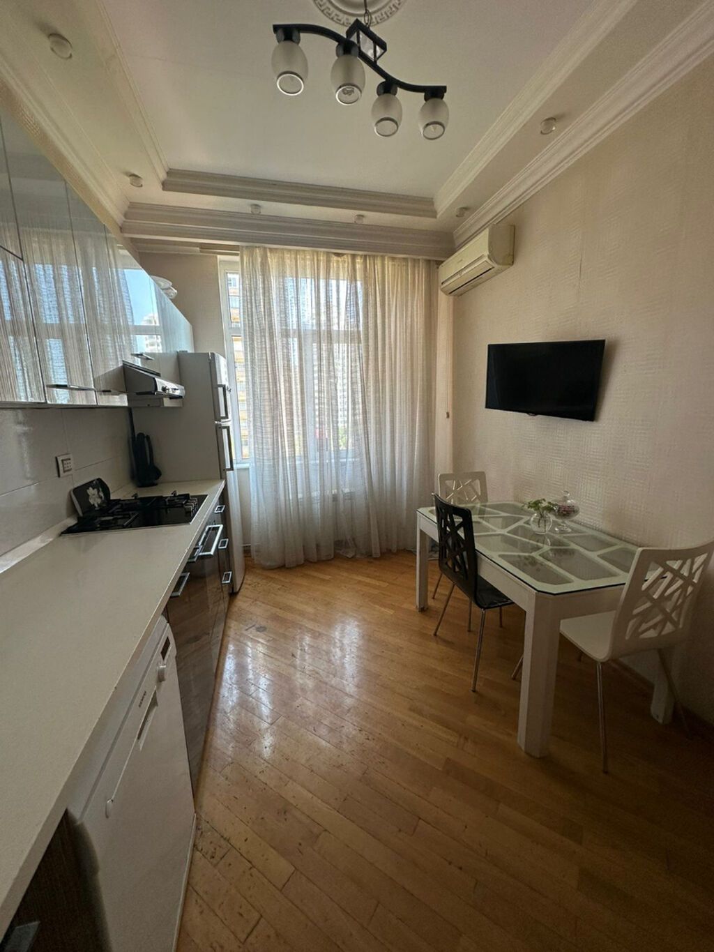 Сдаётся 3-комнатная квартира, Nəsimi, 117 м², 1 350 AZN/мес, фото 4 / 12