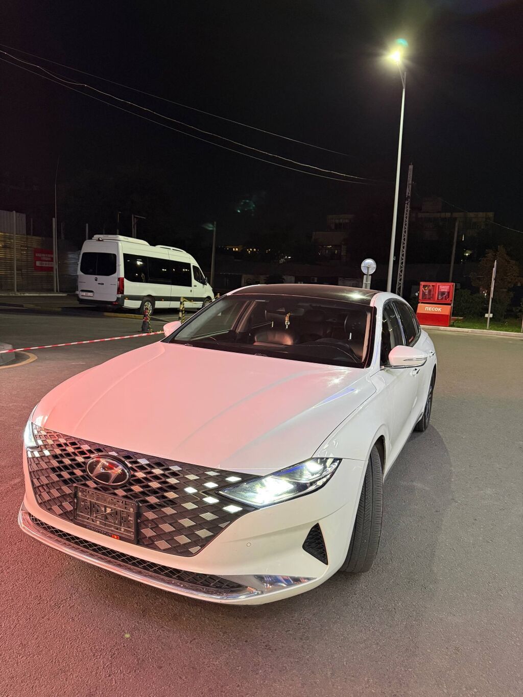 Hyundai Grandeur: 2020 г., 3 л, Автомат, Газ, Фастбек: фото 3