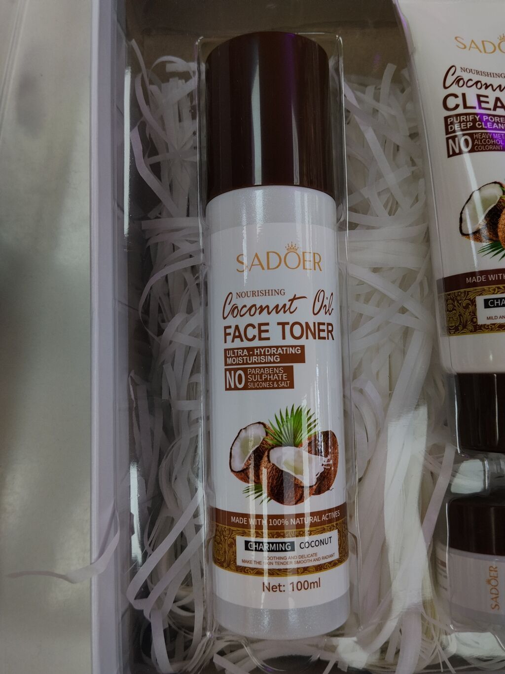 Набор для ухода за лицом SADOER Coconut Oil (кокосовая серия) В: фото 2