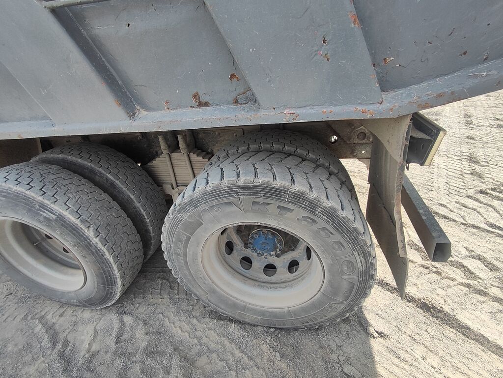Самосвал КАМАЗ 6x4 евро камаз 2001 года стоит турбина от шахмана все: фото 6