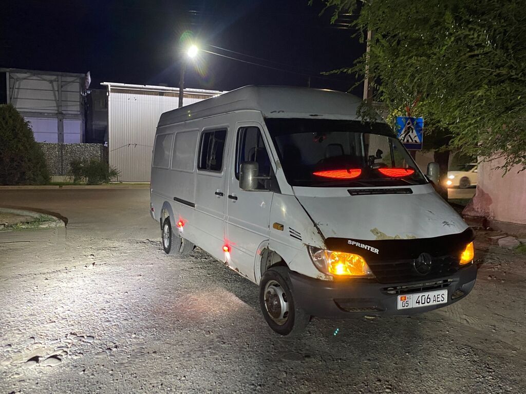 Mercedes-Benz Sprinter грузовой фургон (длинная база, высокий крыша): фото 4