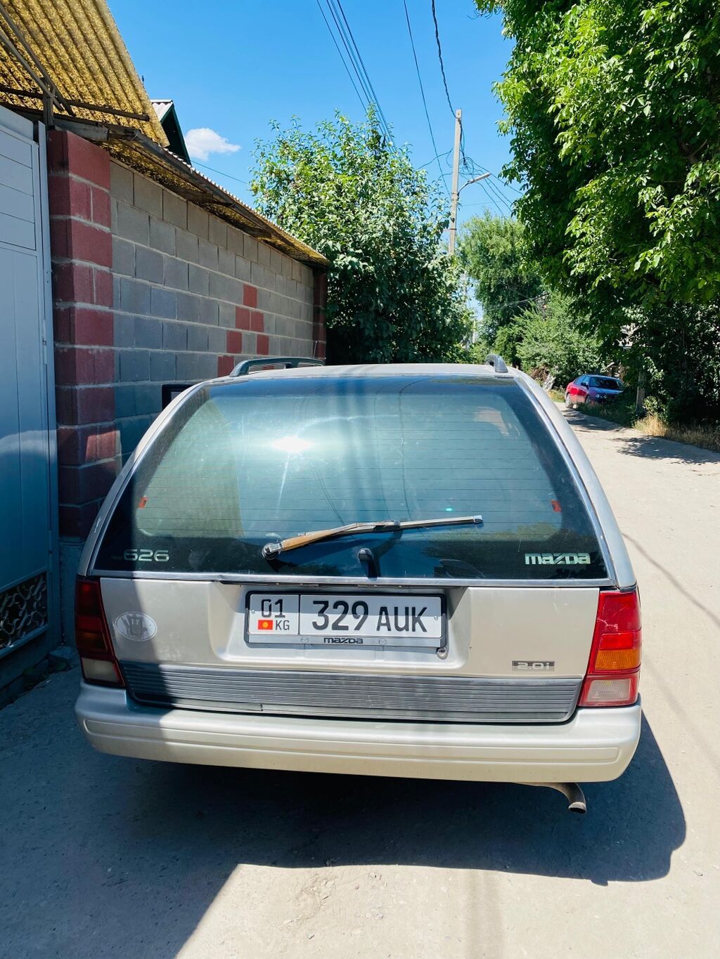 Mazda 626: 1991 г., 2 л, Механика, Бензин, Универсал: фото 2