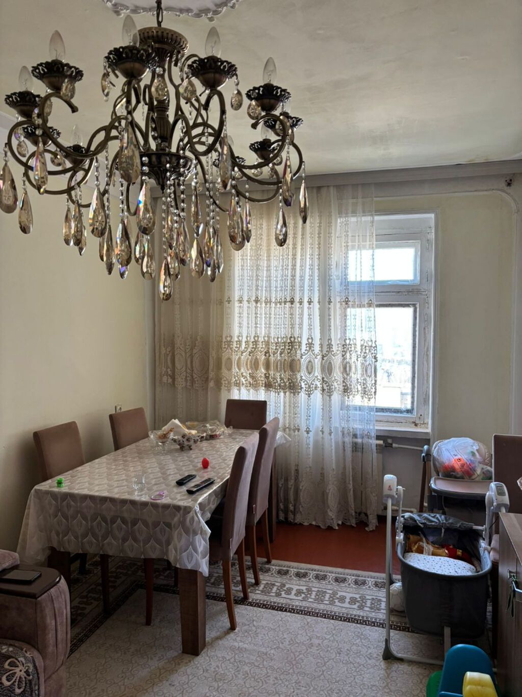 Bakı, 3 otaqlı, Köhnə tikili, m. Həzi Aslanov, 82 kv. m