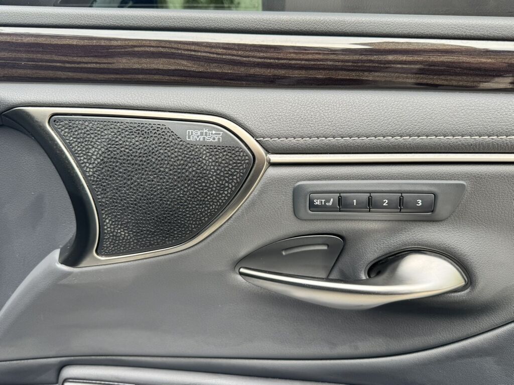 Lexus ES: 2019 г., 2.5 л, Вариатор, Гибрид, Седан: фото 7