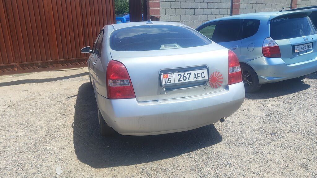 Nissan Primera: 2002 г., 2 л, Автомат, Бензин, Седан: фото 2
