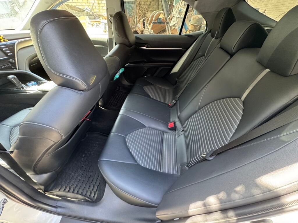 Toyota Camry: 2018 г., 2.5 л, Автомат, Бензин: фото 5