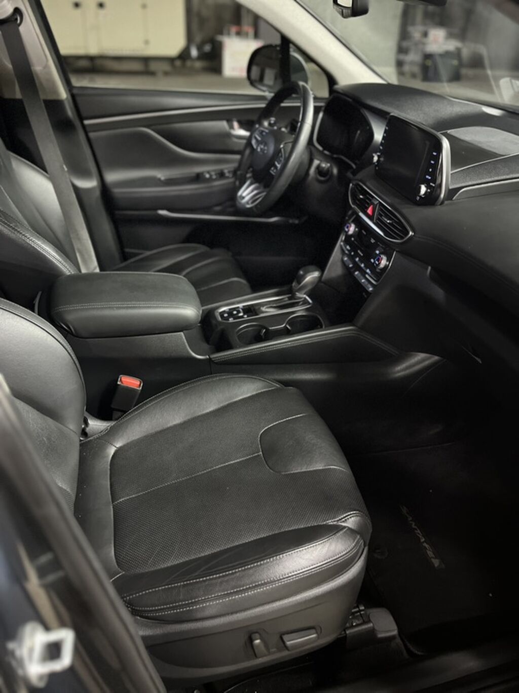 Hyundai Santa Fe: 2020 г., 2.4 л, Автомат, Бензин, Кроссовер: фото 7