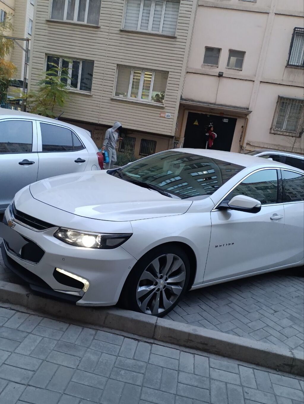 Chevrolet Malibu: 2017 г., 2 л, Автомат, Бензин, Седан: фото 2