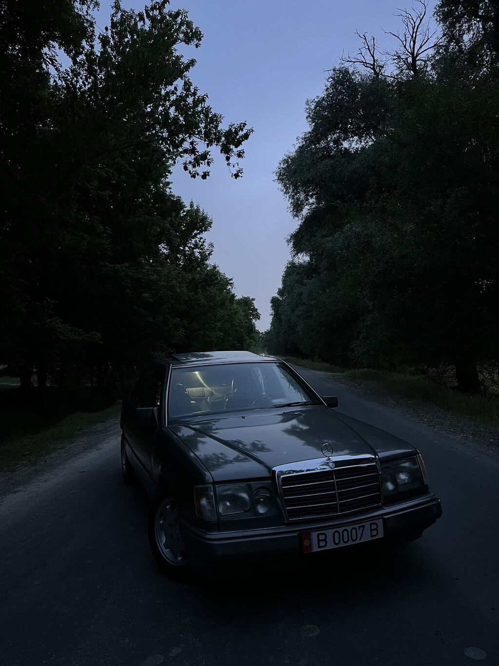 Mercedes-Benz E-Class: 1990 г., 2 л, Механика, Бензин: фото 2
