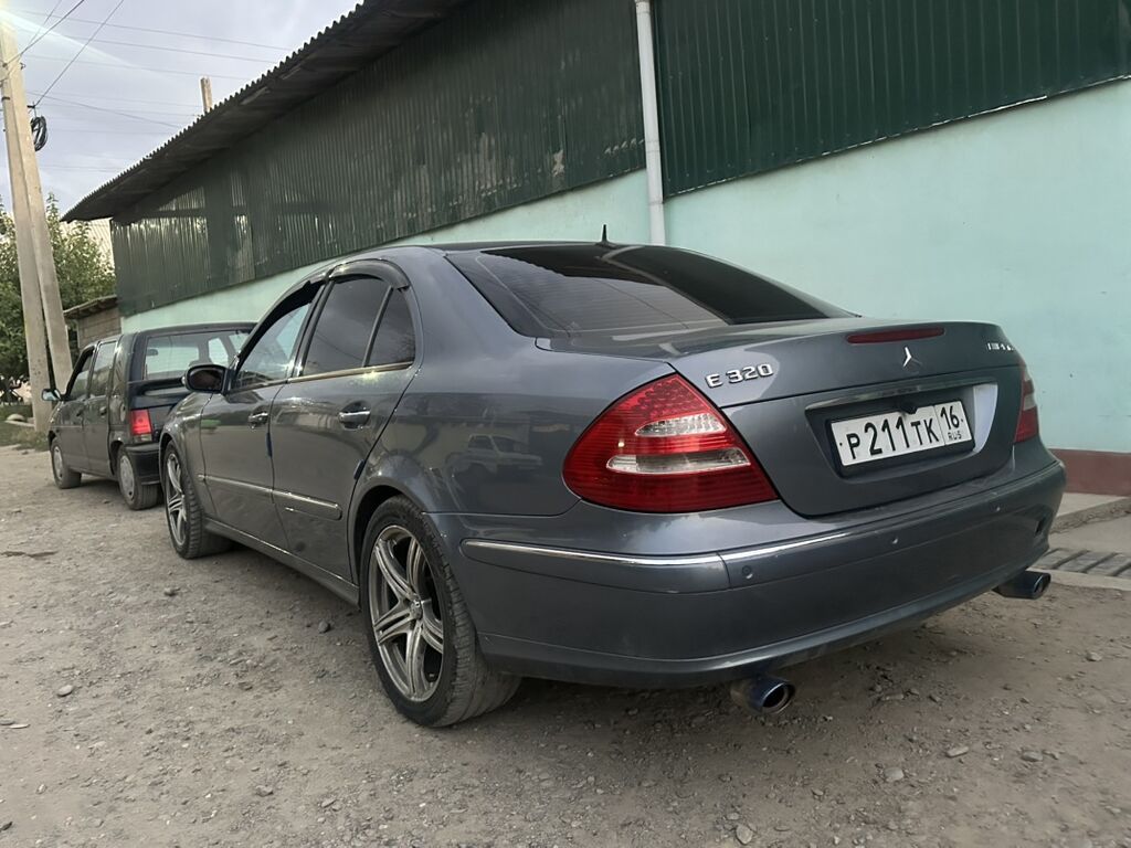 Mercedes-Benz E-Class: 2002 г., 3.2 л, Автомат, Газ, Седан: фото 5