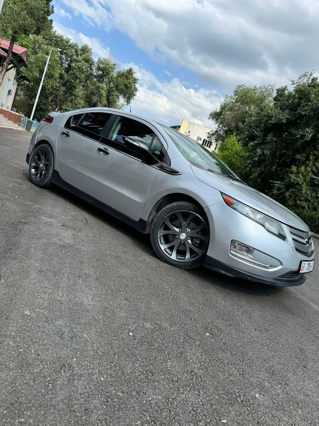 Chevrolet Volt: 2011 г., 1.4 л, Автомат, Электромобиль, Хэтчбэк: фото 2