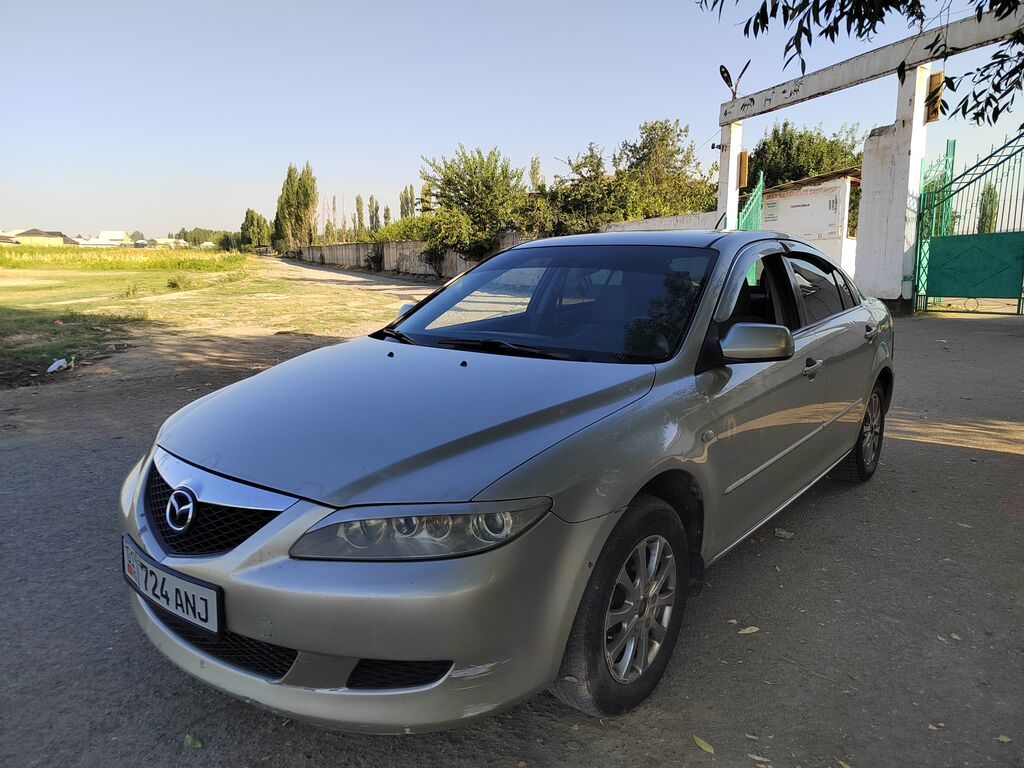 Mazda 6: 2004 г., 2 л, Механика, Бензин, Седан: фото 3