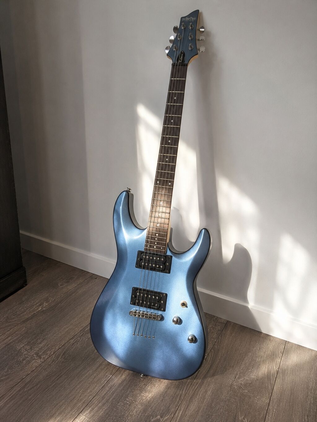 Schecter C-6 Deluxe + Roland Cube-10GX Продаю электрогитару и комбик: фото 3