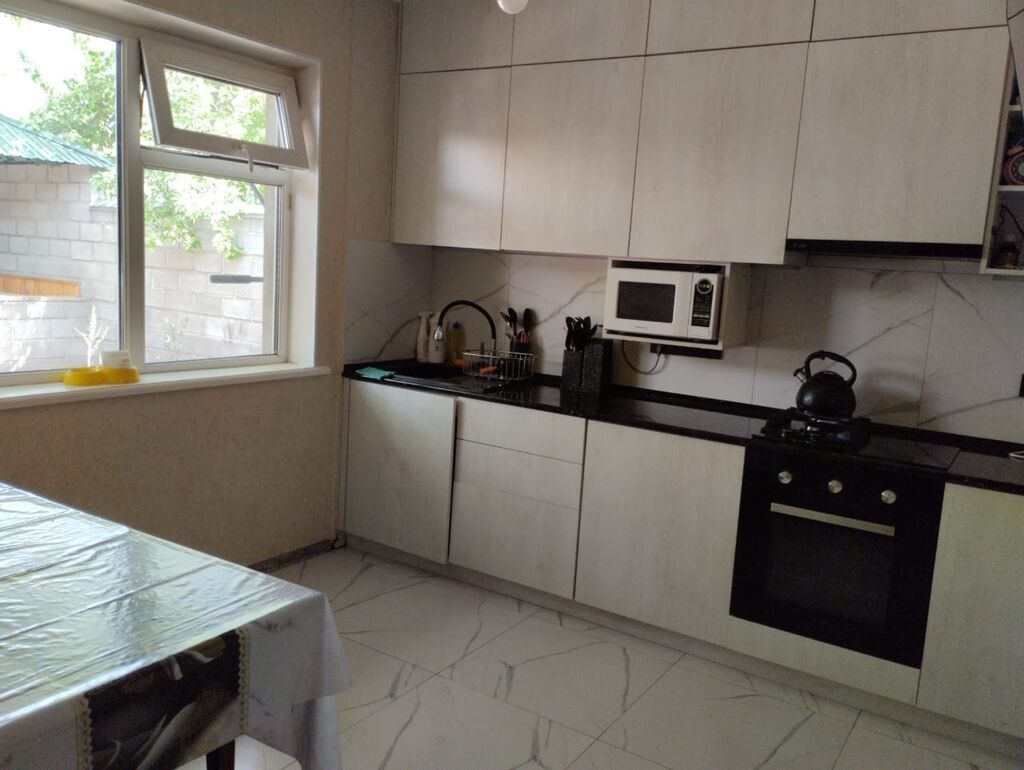 3 комнаты, 73 м², 4 соток, Бишкек, Рынок Баят/Азиз Собственник: фото 6