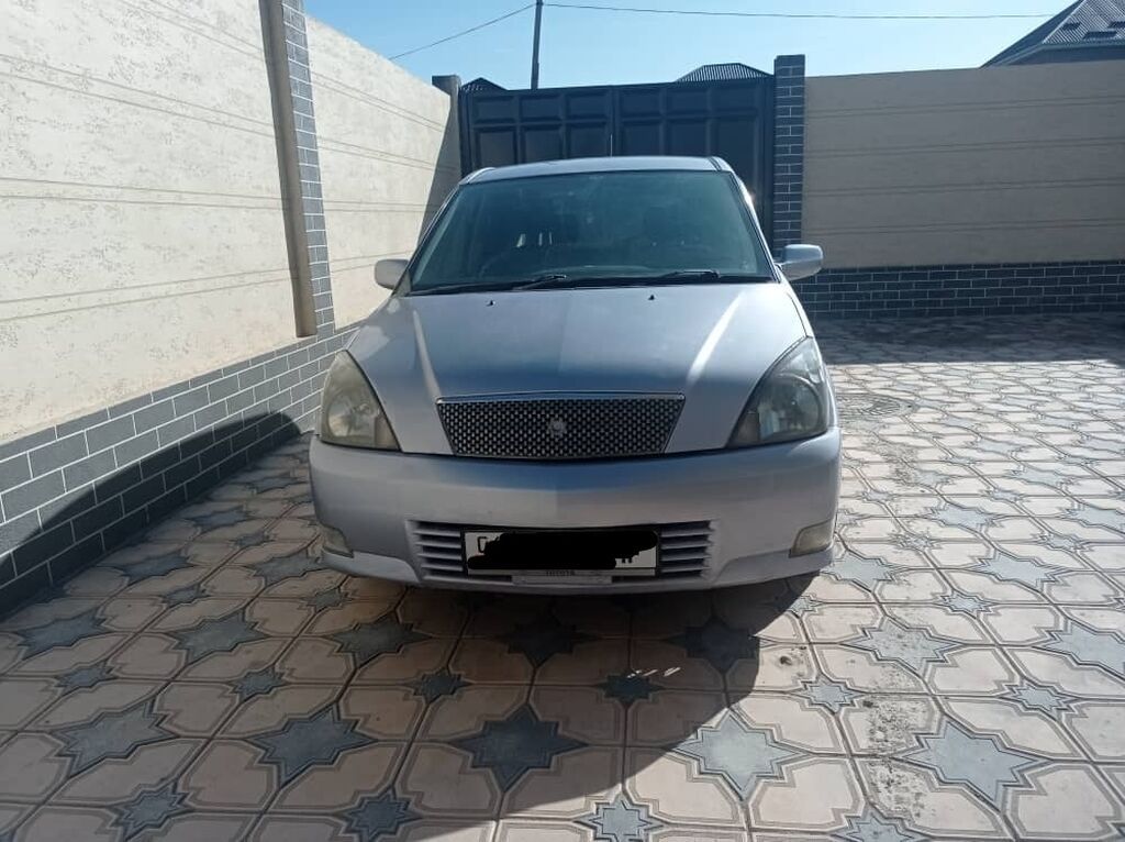 Тойота опа 2002